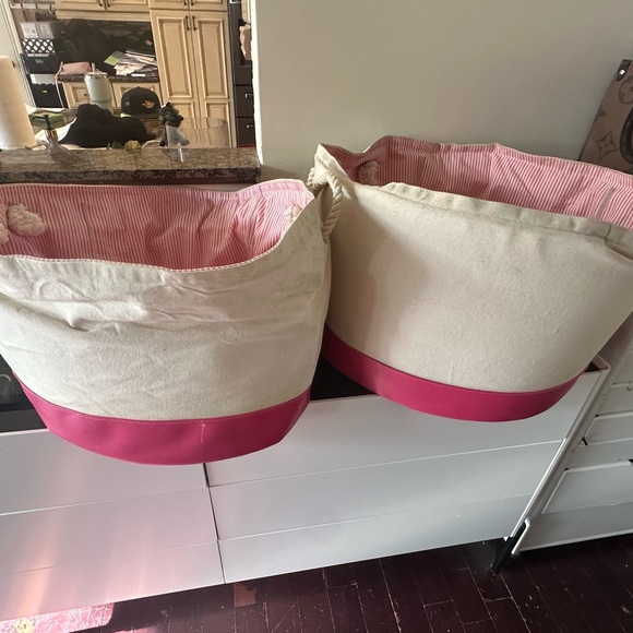 Rare x2 VS PINK store displays baskets/bins/totes - Picture 12 of 16